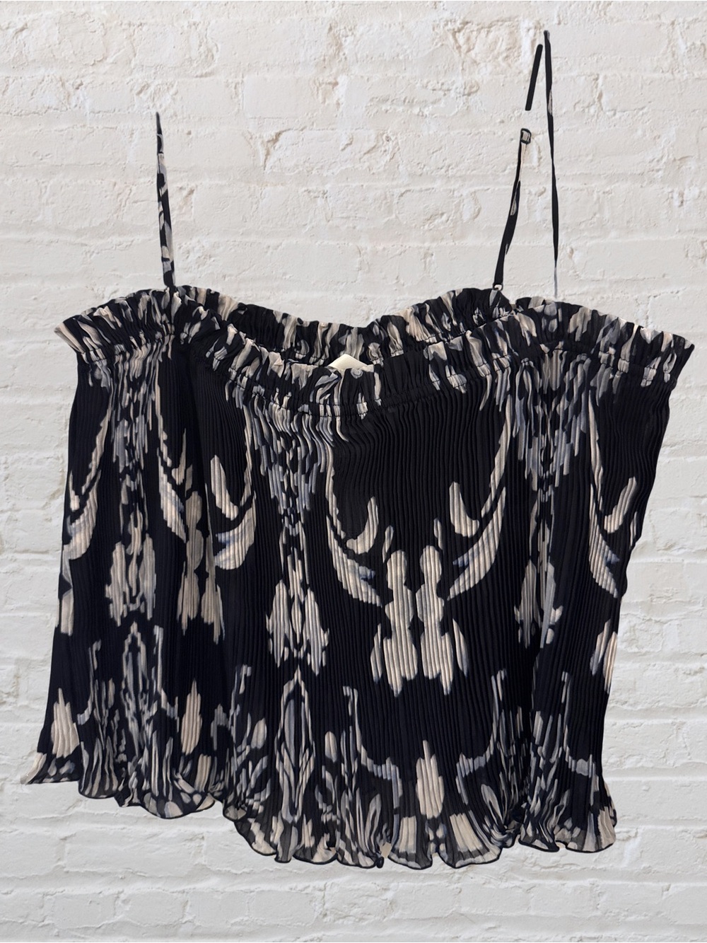 H&M Navy blue, black  and White pleated camisole